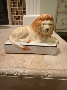 Vintage English Porcelain Lion Made In England